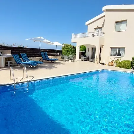 Puccini: Luxury With Private Pool Пейя