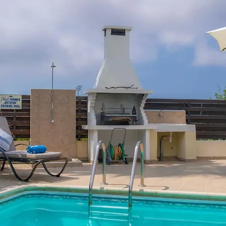 Puccini: Luxury With Private Pool Вилла